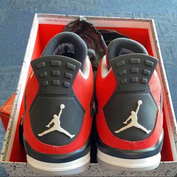 Air Jordan 4 Retro Toro Bravo - Picture 5 of 5